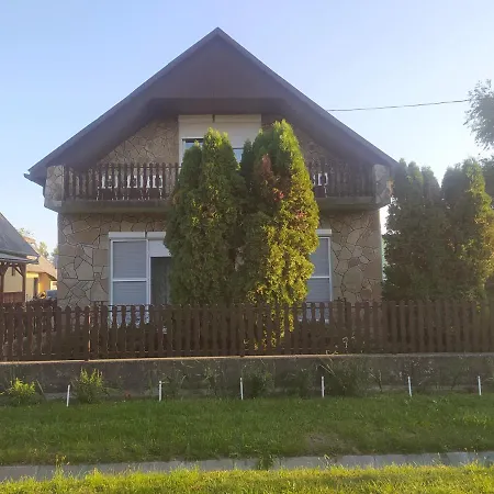 Etus Casa vacanze Balatonfenyves