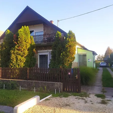 Etus Vendeghaz Дом отдыха Балатонфеньвеш